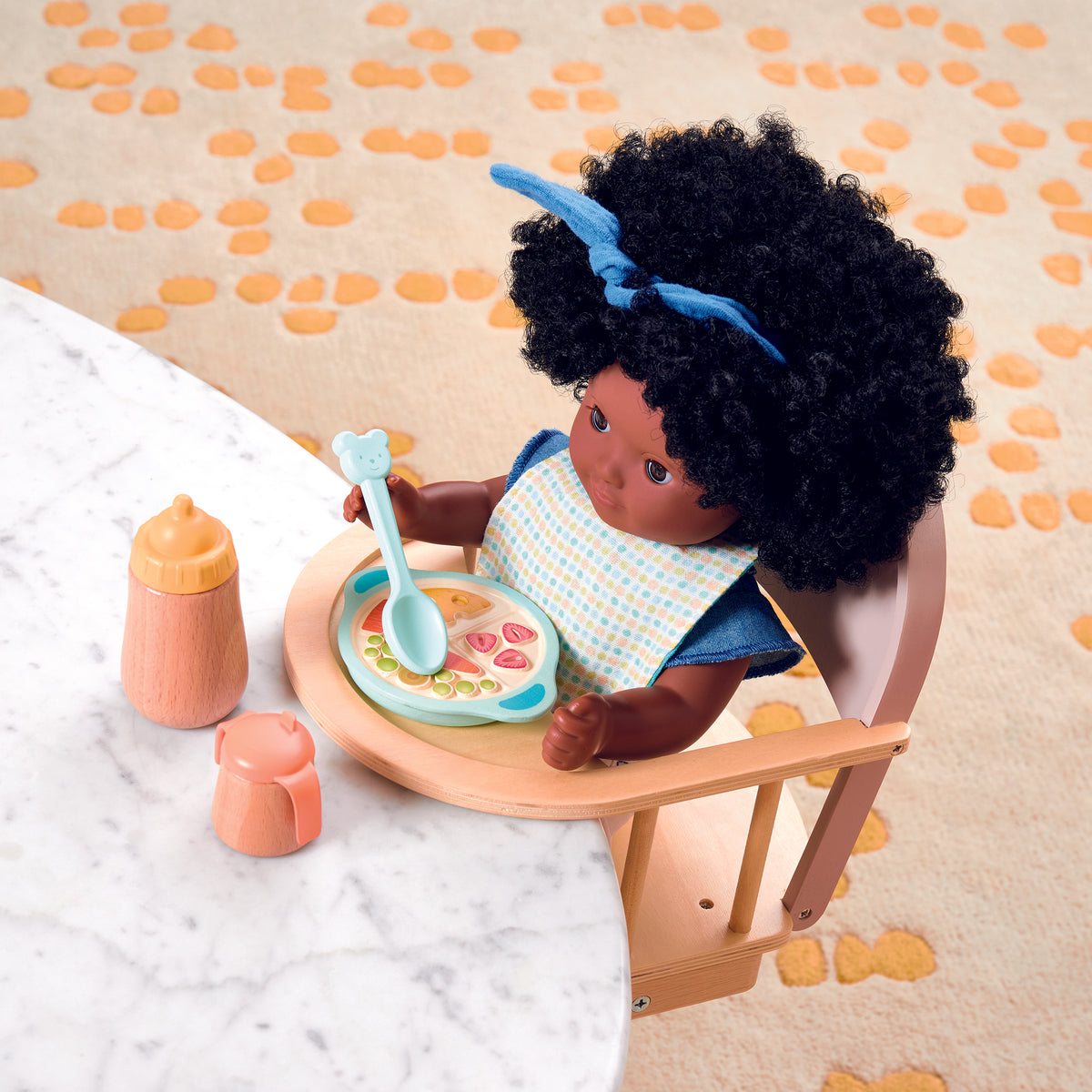 פומיאה בובות - כסא אוכל