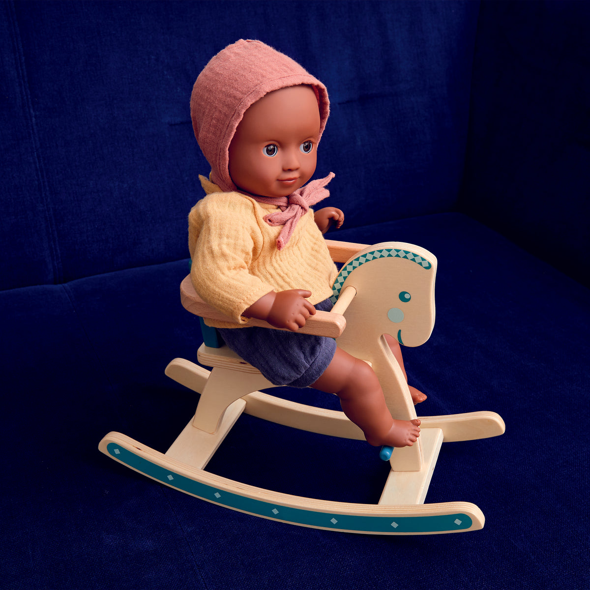 פומיאה בובות - מימוזה עיניים כהות