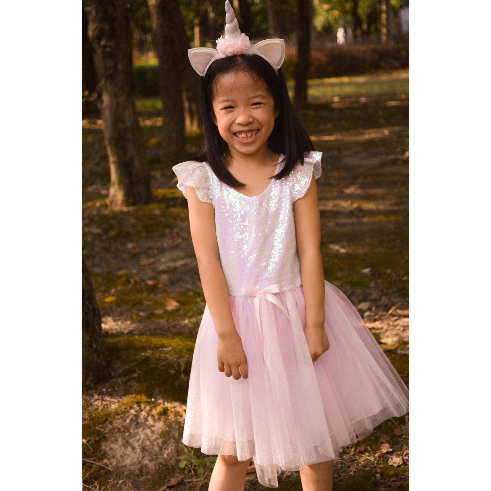 תחפושת 5-6 - שמלת חד קרן נוצצת + קשת