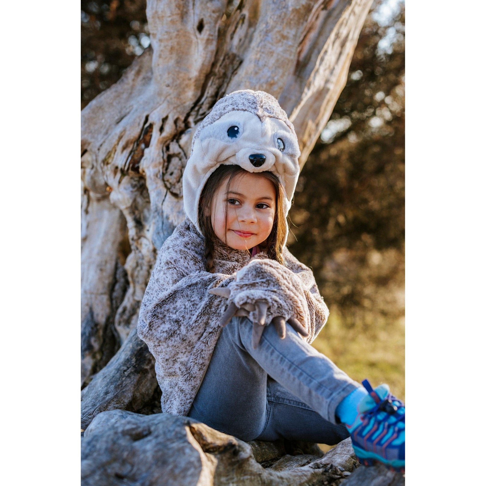 תחפושת 4-6 -  גלימת  עצלן  עם כפות ידיים