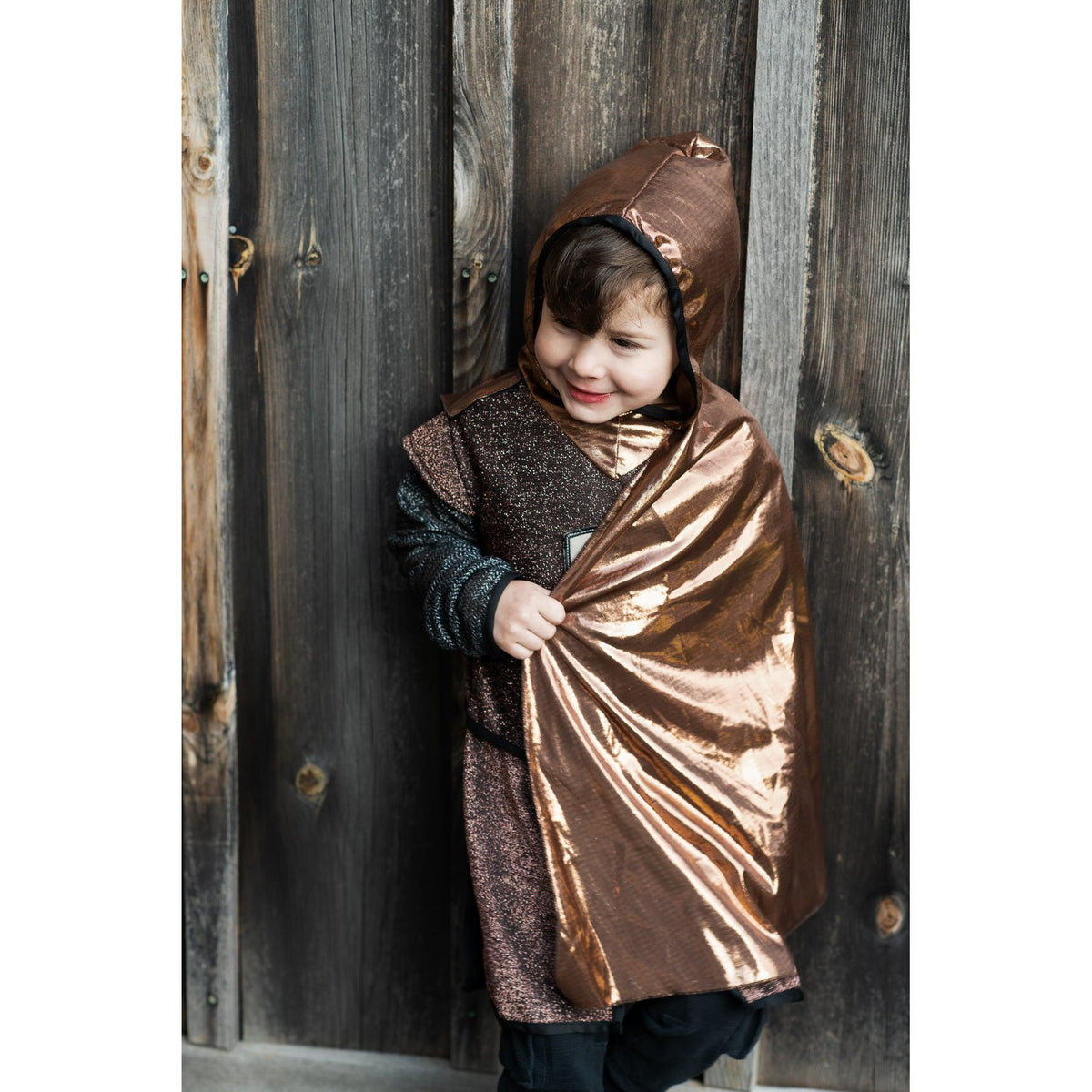 תחפושת 7-8 -  טוניקה עם גלימה אביר ברונזה