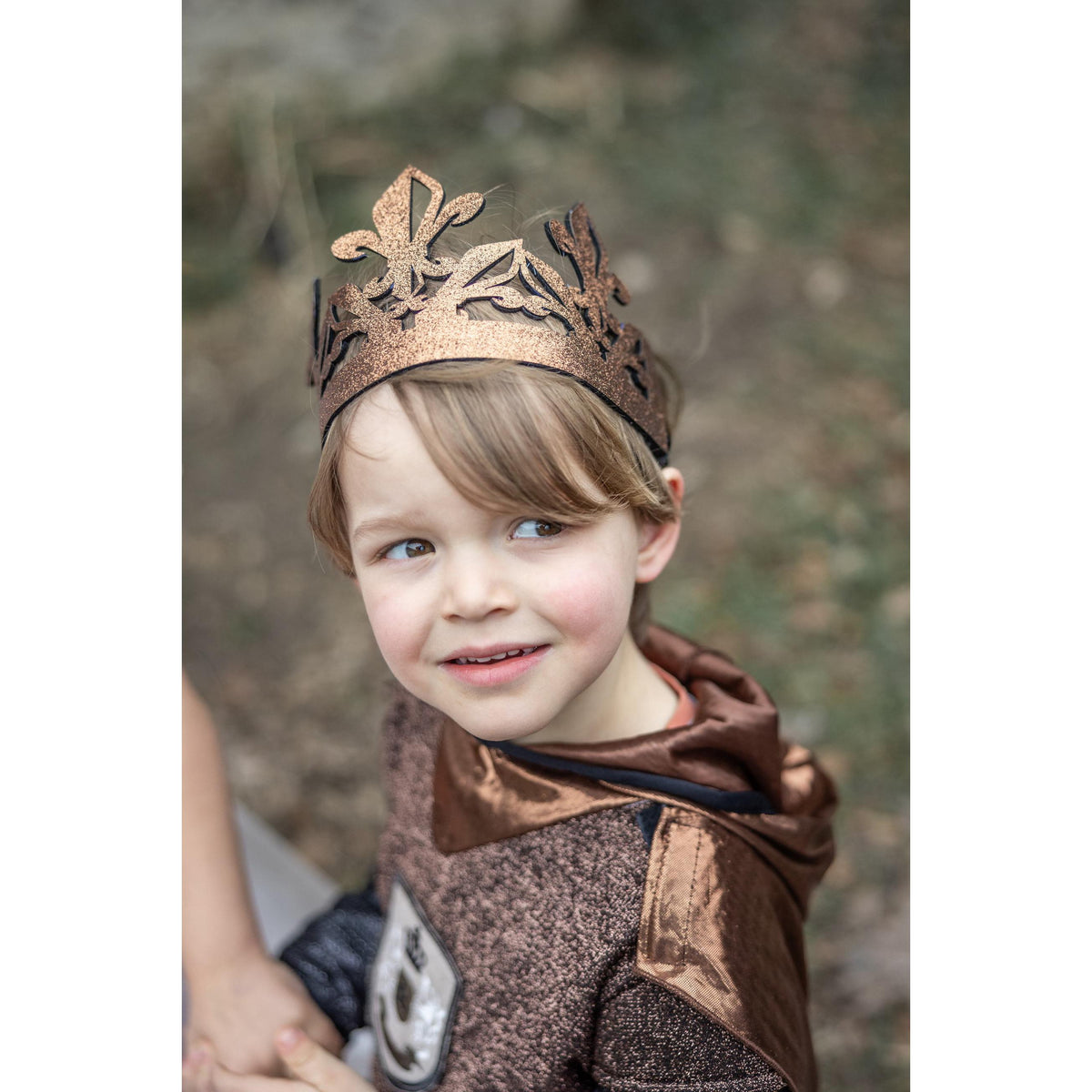 תחפושת 7-8 -  טוניקה עם גלימה אביר ברונזה