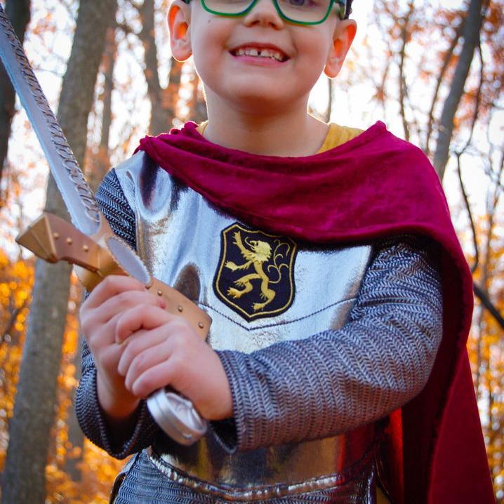 תחפושת 7/8 - אביר כסוף ( טוניקה וגלימה)