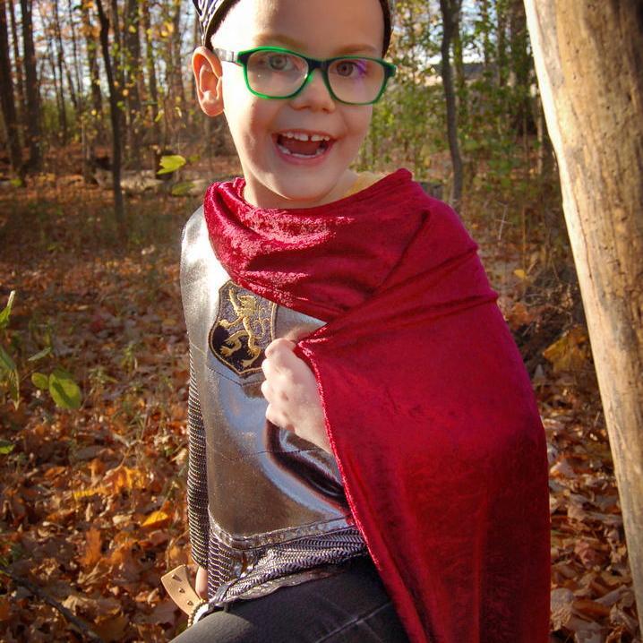 תחפושת 7/8 - אביר כסוף ( טוניקה וגלימה)