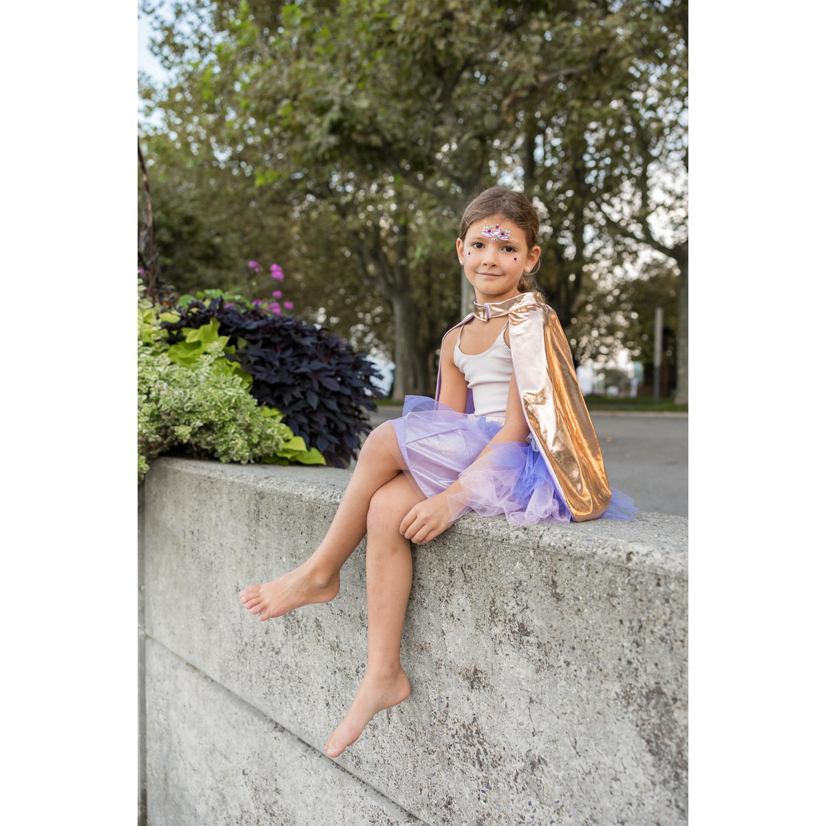 תחפושת 4-6 -  סופר דופר זהוב/לילך + מסיכה