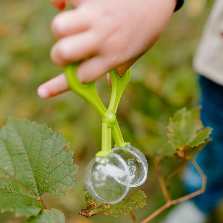 תחפושת 5/6 - היערן  ( חולצה, כובע, משקפת , כוס ותופסן)
