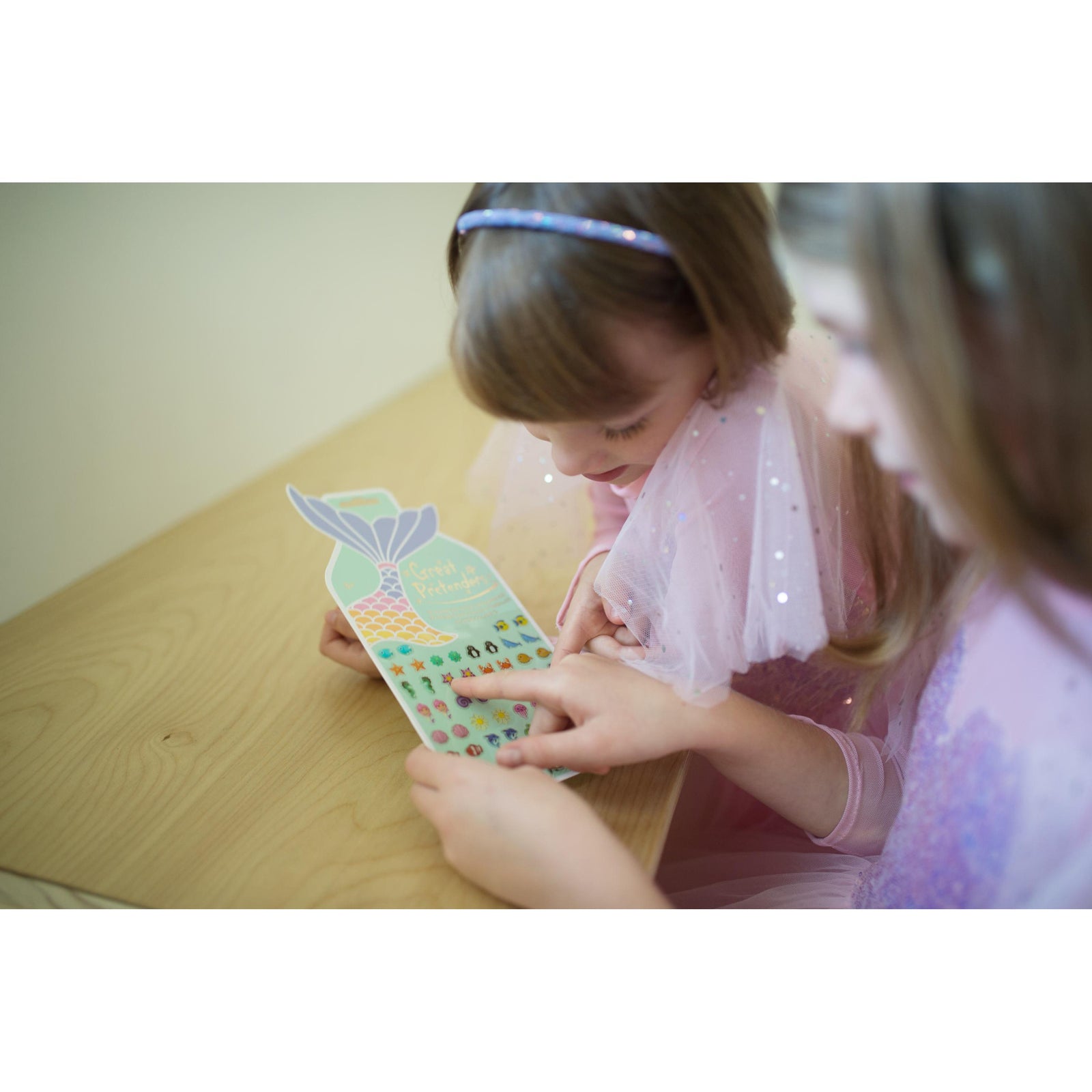 תחפושת - עגילי מדבקות בת ים