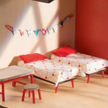 בית בובות - בית משולש