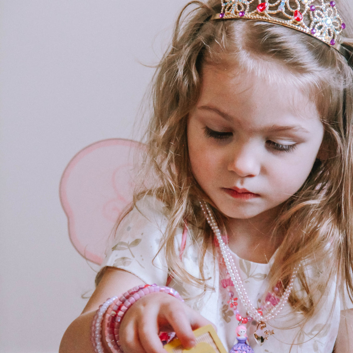 תחפושת - כתר טיארה משובצת Default Title