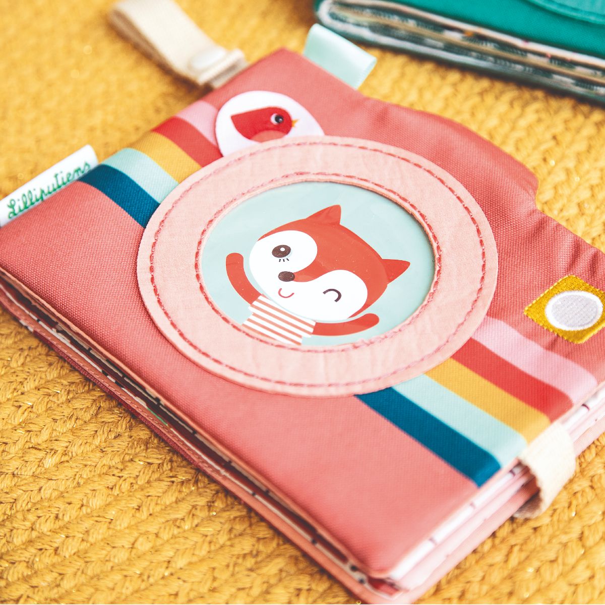 אלבום תמונות מבד - אליס השועלה Default Title