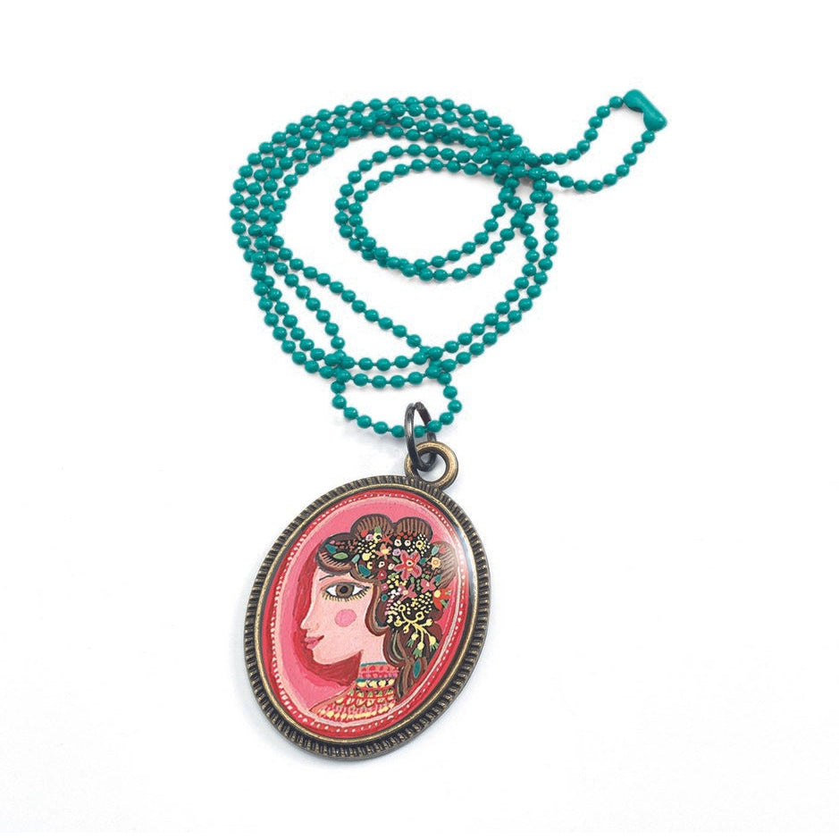 שרשרת מדליון - קישוטי שיער