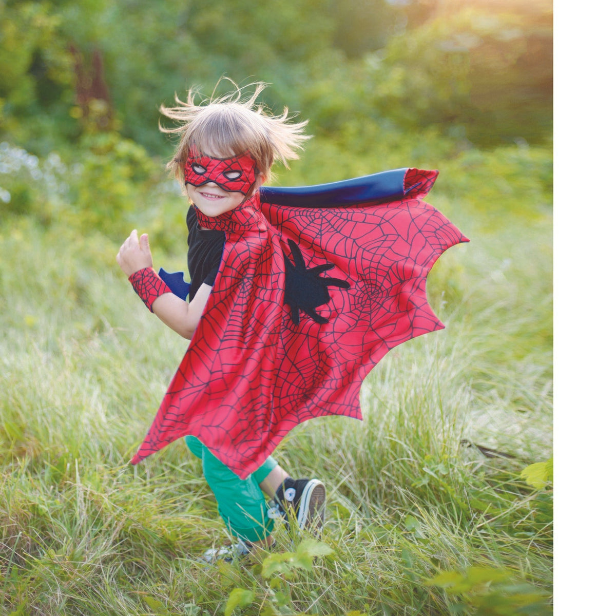 תחפושת 3/4 - ערכת איש העכביש (גלימה, מסיכה, בנדים לידיים)