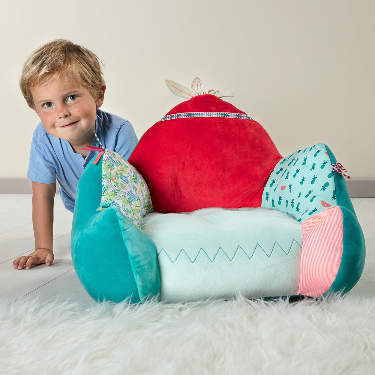 כורסא - ג'ורג' הלאמור