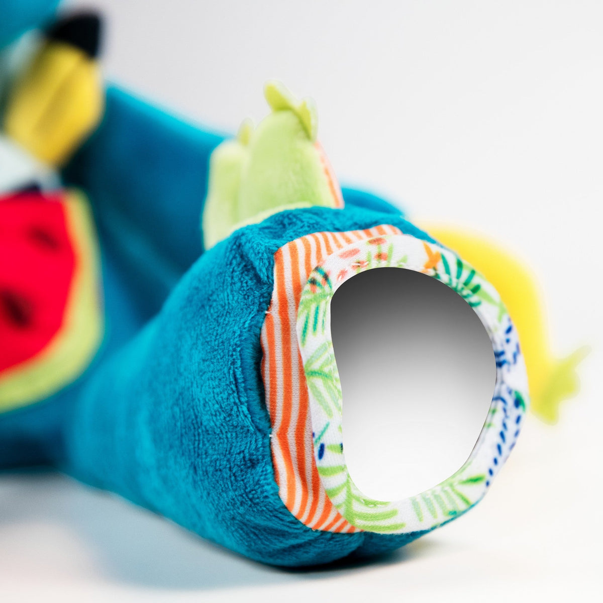 בובת פעילות - מריוס הקרנף