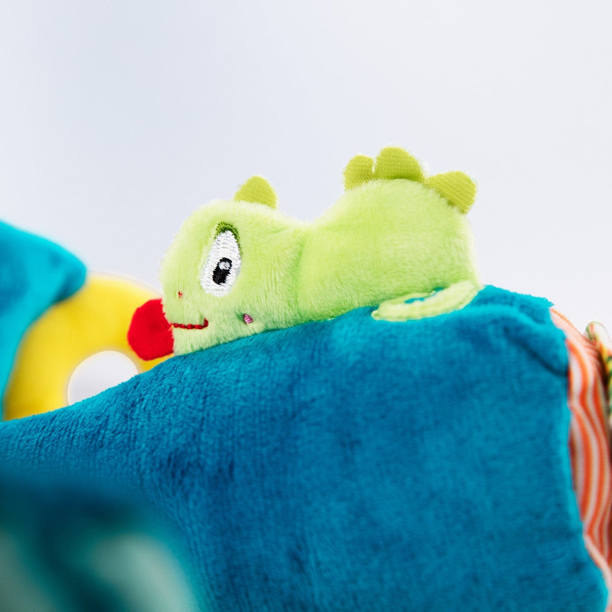 בובת פעילות - מריוס הקרנף