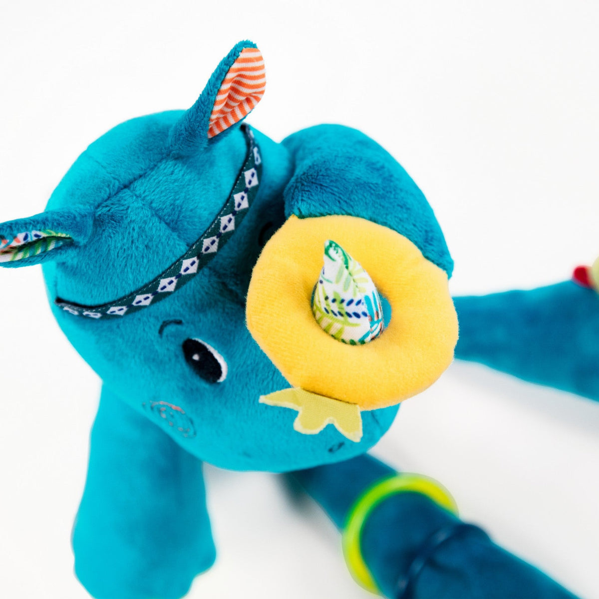 בובת פעילות - מריוס הקרנף