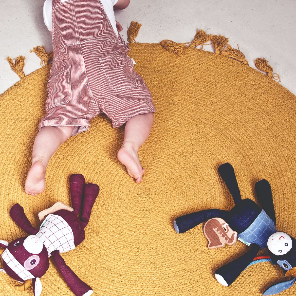 בובה מנגנת - מאריוס הקרנף