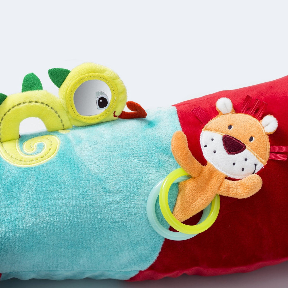 בובת פעילות ענקית - ג&#39;ורג&#39; הדביבון