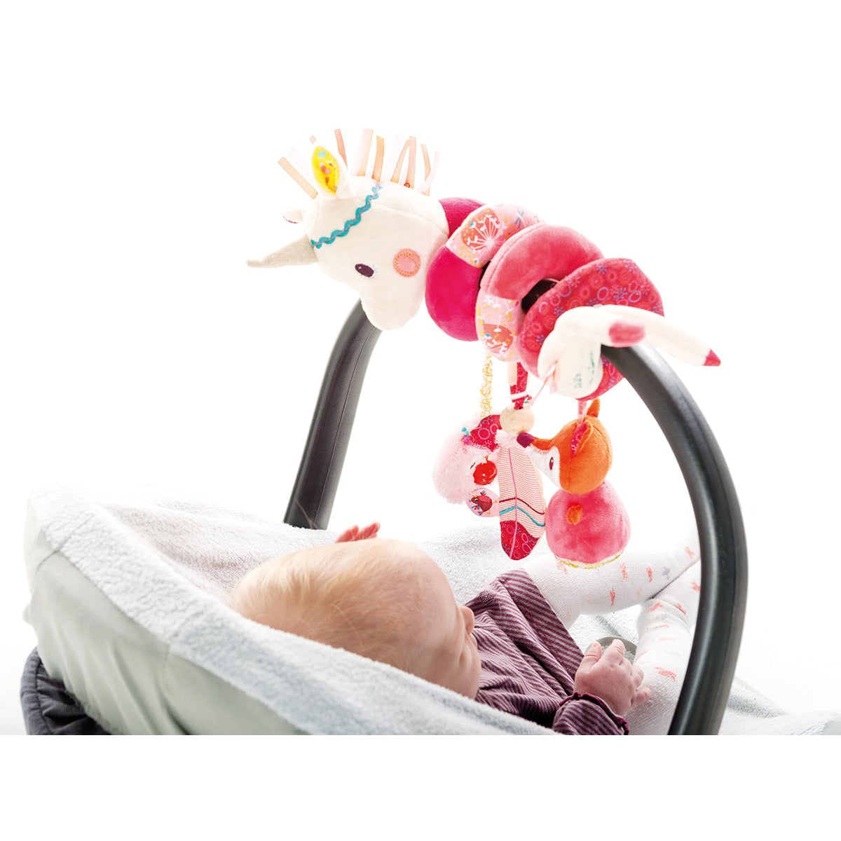 ספירלת פעילות - לואיז החד קרן